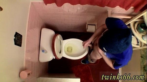 Sexbilder von indischen Schwulen im Teenageralter mit herausspritzenden Fickstöcken