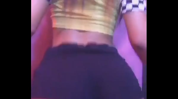 Kết quả là cảnh doggy này kết thúc