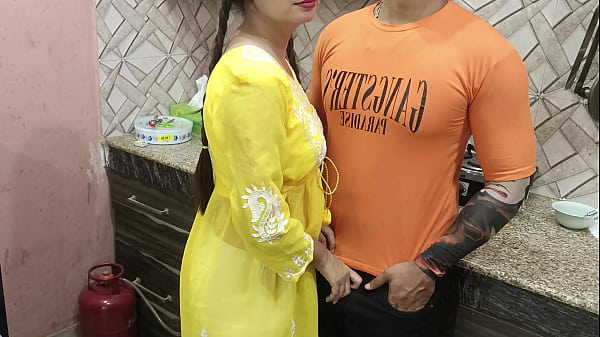 Prima volta jija sali ki video di sesso romantico Mera moglie ka bahan ke sath prima volta che la mia stanza viene scopata in una bella donna indiana 2